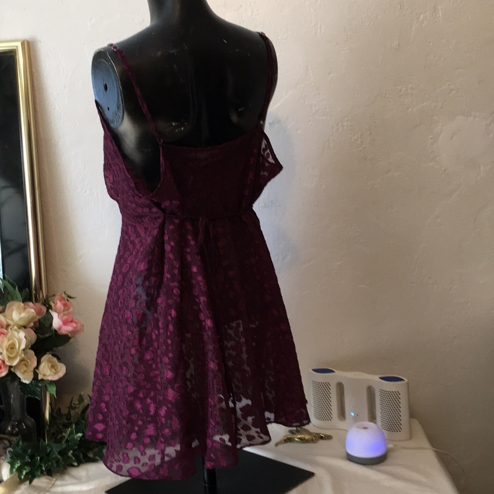 Gillian O’Malley Maroon Baby Doll Nighty - Picture 2 of 6